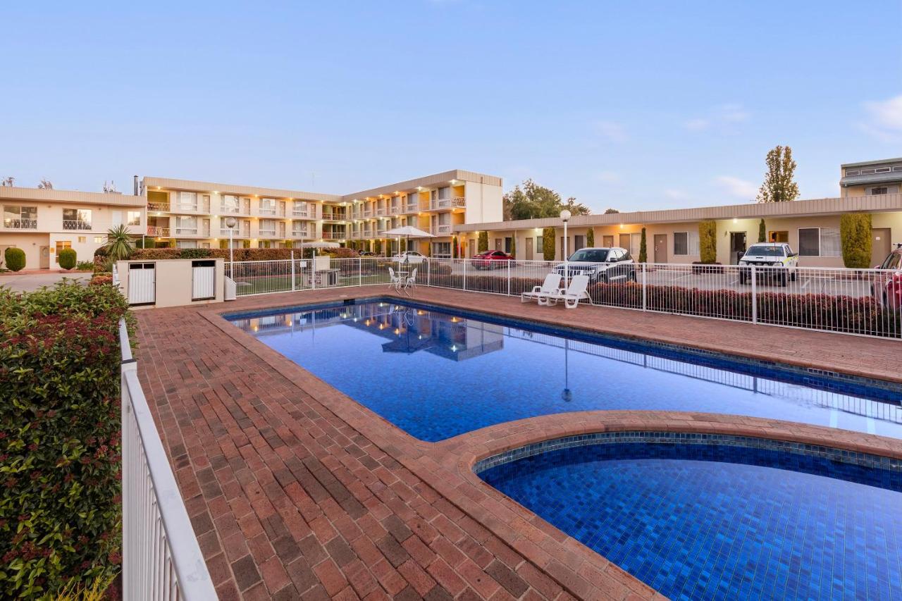 Breakfree Queanbeyan Motel Exterior photo