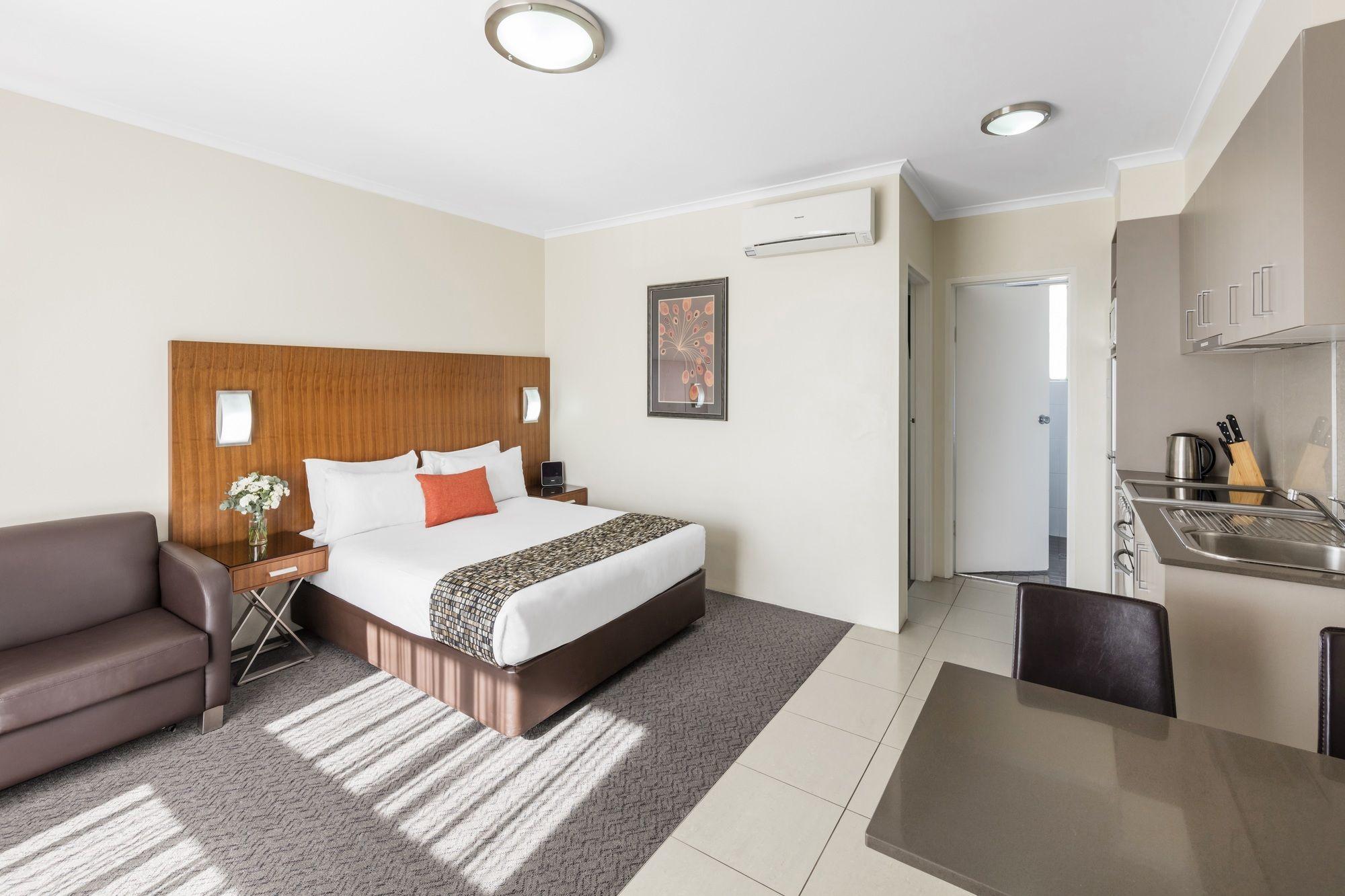 Breakfree Queanbeyan Motel Exterior photo